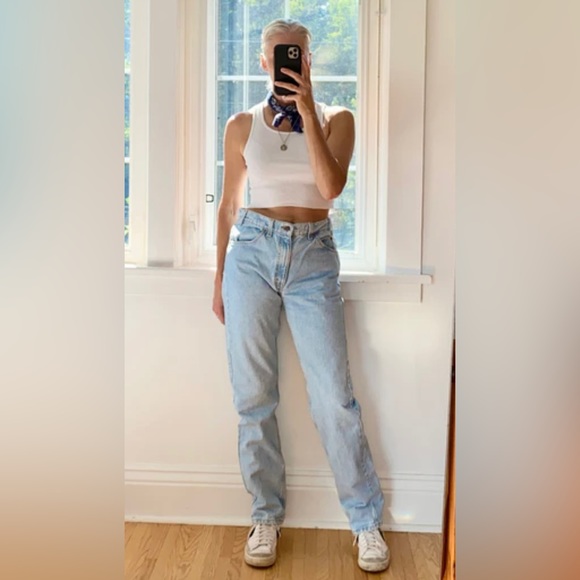 VINTAGE 90’s 505 Light Wash Levi’s Jeans - Picture 1 of 12